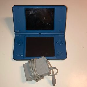 Nintendo DS XL